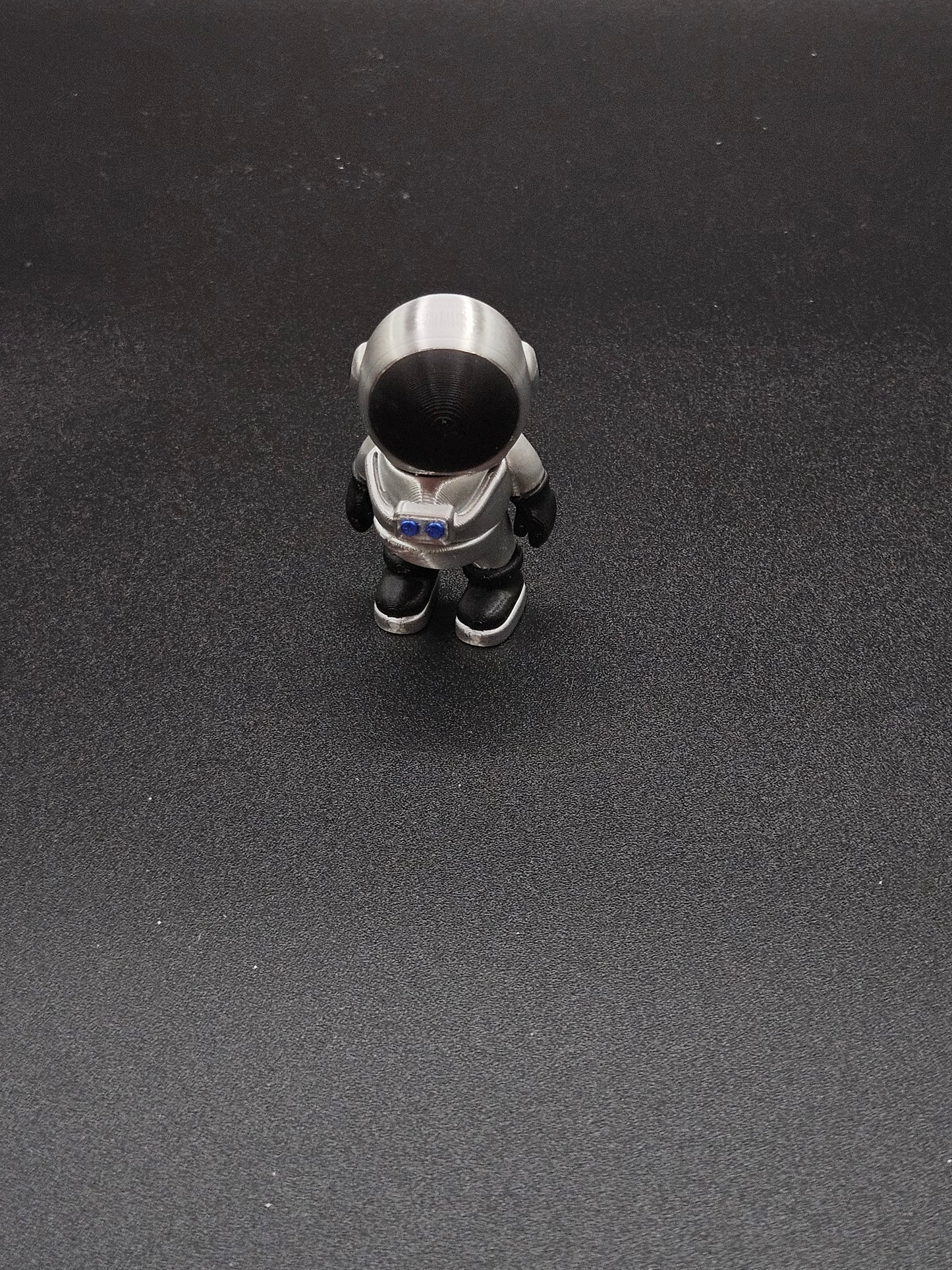 ASTRONAUT MINI CREATURE