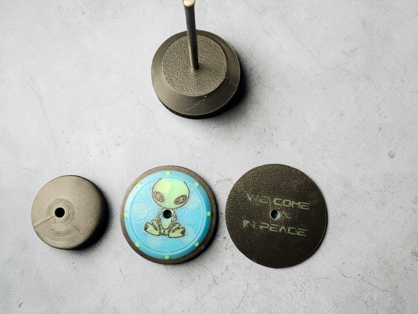 Floating Magnet Fidgets - Great For Desk Fidgeting