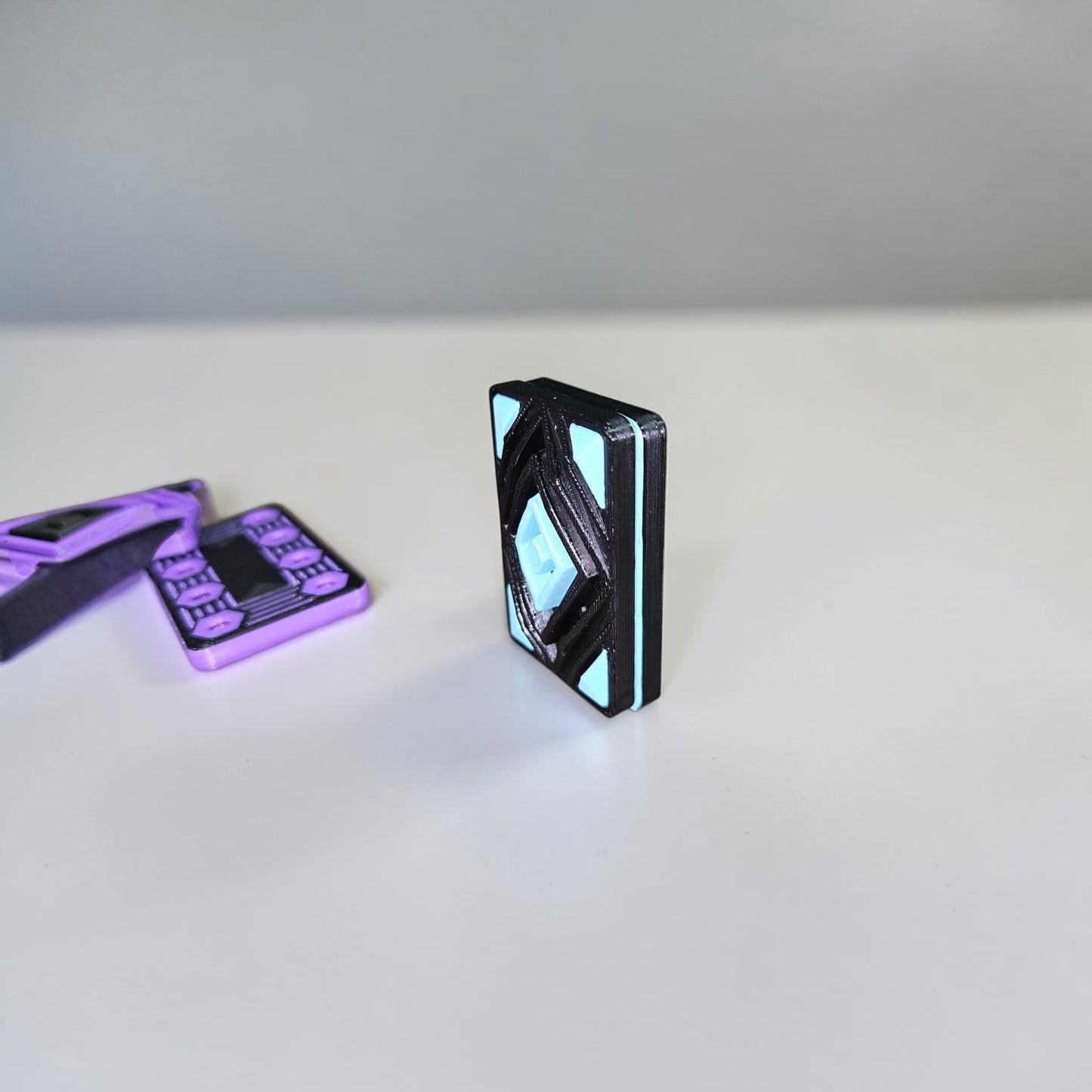 Diamonds Are Forever - 2x4 Fidget Slider