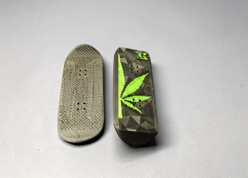 Kickflip - Magnetic Fliping Sliding Fidget