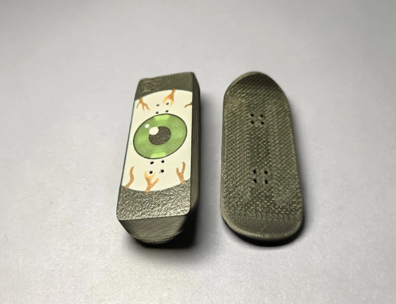 Kickflip - Magnetic Fliping Sliding Fidget